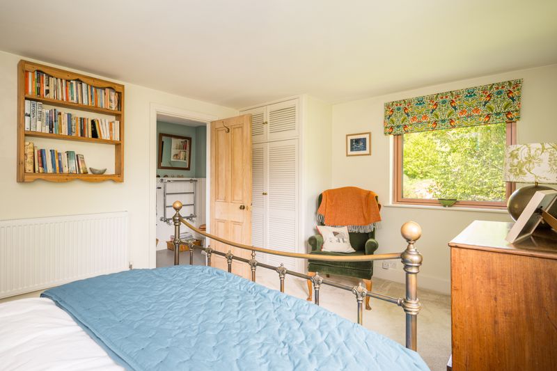 Bedroom- click for photo gallery